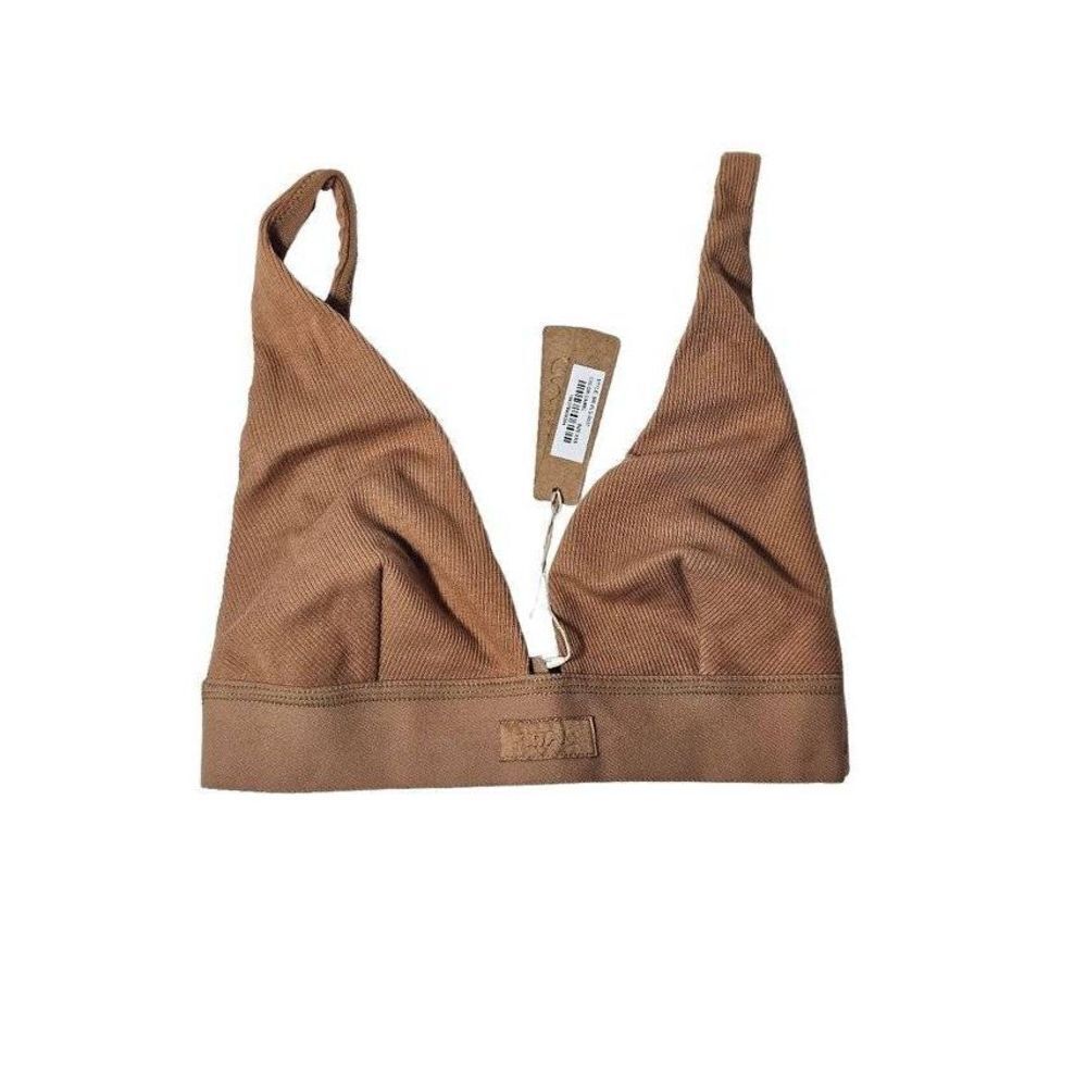 Skims Triangle bra Nwt